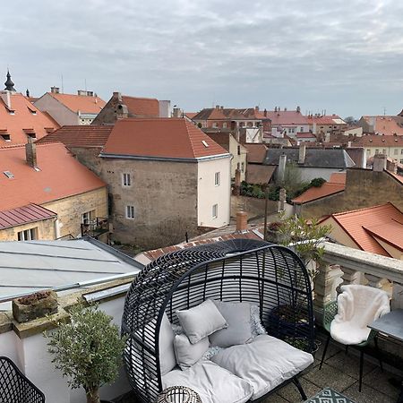 Boutique Apartments U Rolanda, Mikulasske Namesti Znojmo Ngoại thất bức ảnh