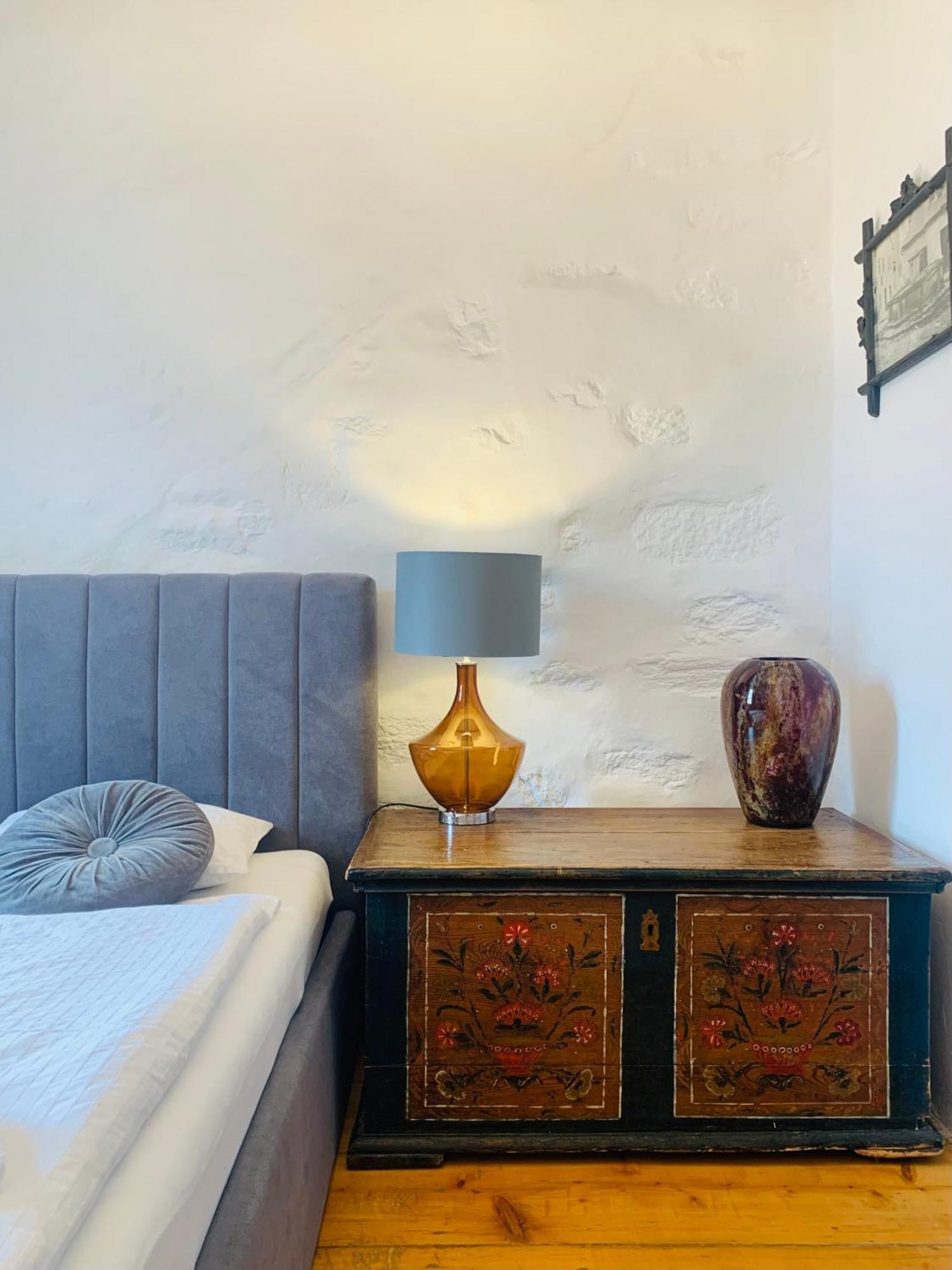 Boutique Apartments U Rolanda, Mikulasske Namesti Znojmo Ngoại thất bức ảnh