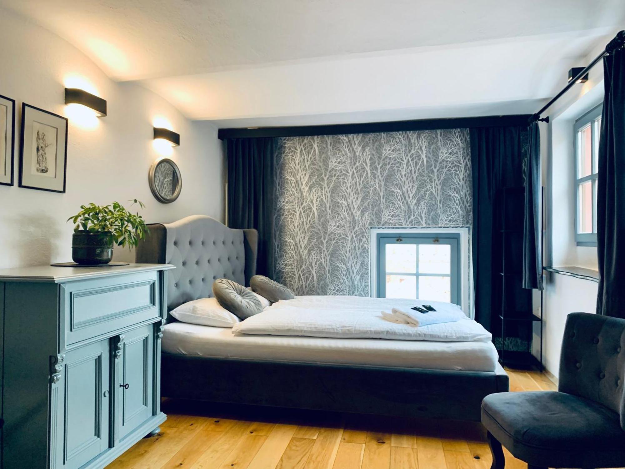 Boutique Apartments U Rolanda, Mikulasske Namesti Znojmo Ngoại thất bức ảnh