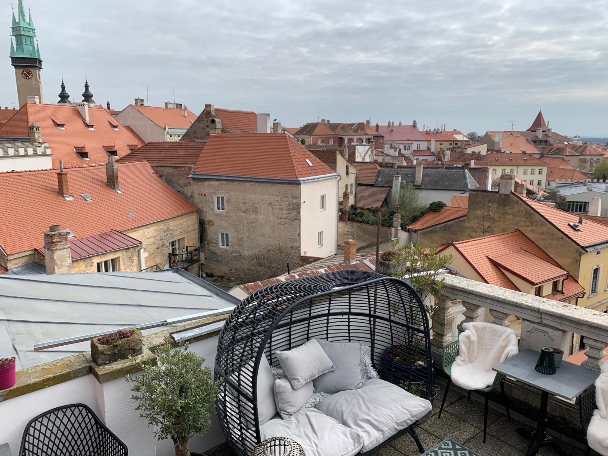 Boutique Apartments U Rolanda, Mikulasske Namesti Znojmo Ngoại thất bức ảnh